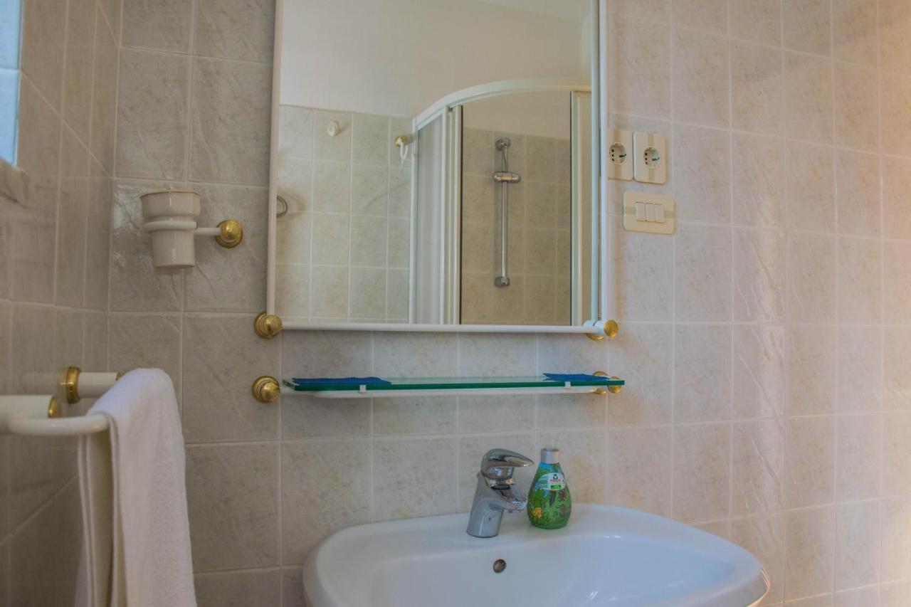 Holiday House Punta Blue & Orange 5M From The Sea, Island Cres Punta Križa Zewnętrze zdjęcie