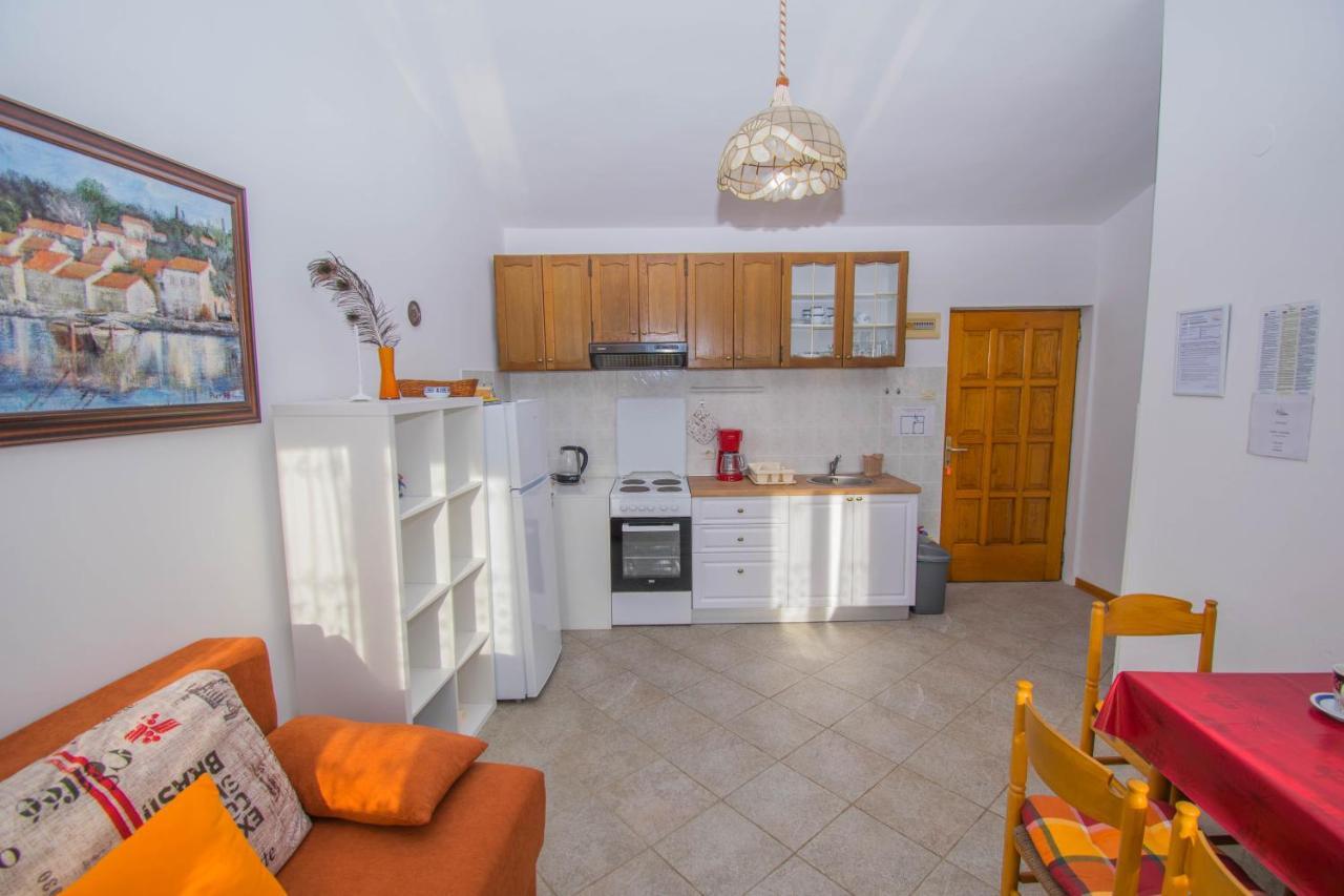 Holiday House Punta Blue & Orange 5M From The Sea, Island Cres Punta Križa Zewnętrze zdjęcie
