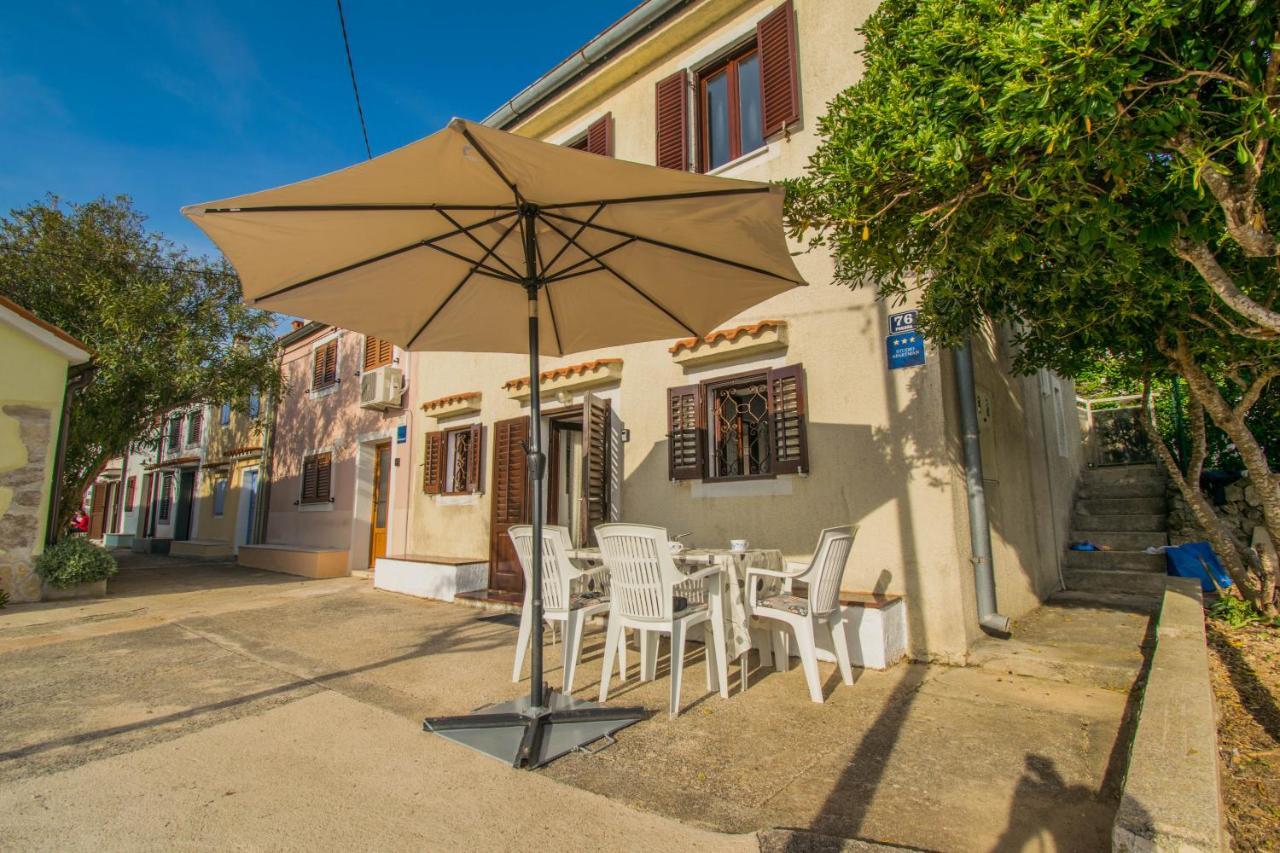 Holiday House Punta Blue & Orange 5M From The Sea, Island Cres Punta Križa Zewnętrze zdjęcie