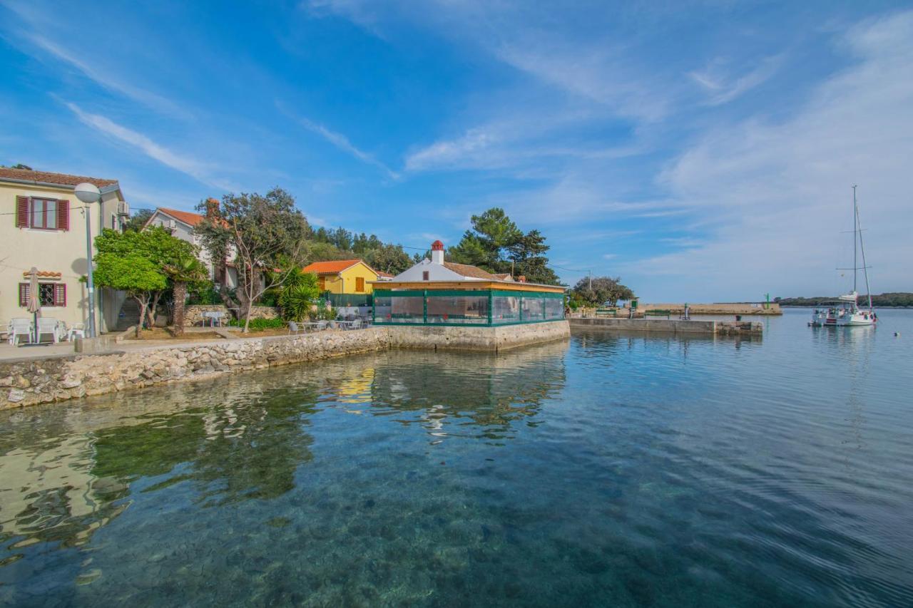 Holiday House Punta Blue & Orange 5M From The Sea, Island Cres Punta Križa Zewnętrze zdjęcie